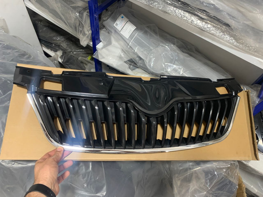 Calandre Skoda Fabia